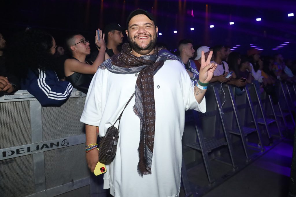 Gominho curtiu a primeira noite do Festival Orgulho