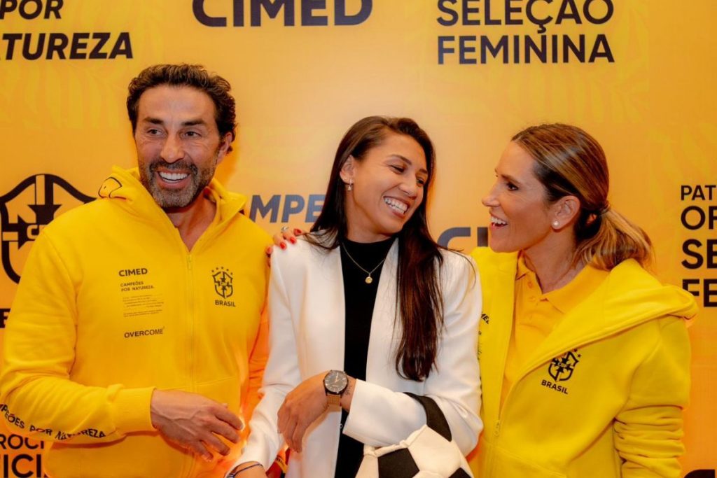 João Adibe Marques, Bia Zaneratto e Karla Felmanas