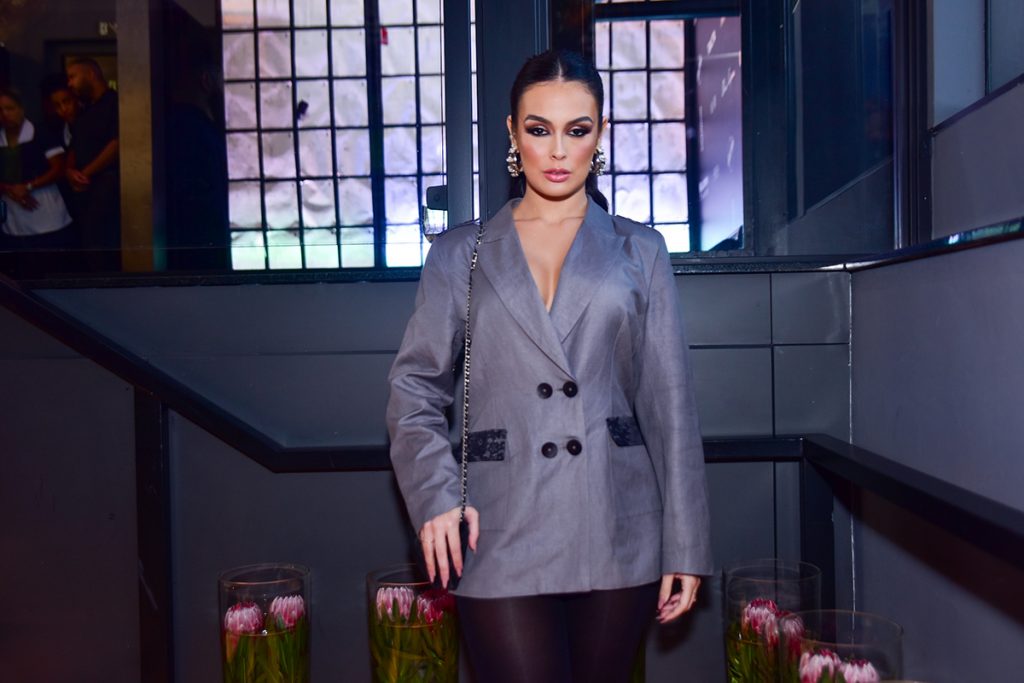 Larissa Santos arrasou no look para a ocasião