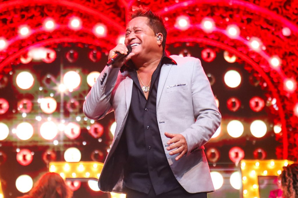 Leonardo realizou seu show Cabaré em São Paulo