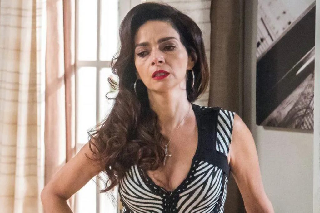 Claudia Ohana, como Loretta, em Sol Nascente