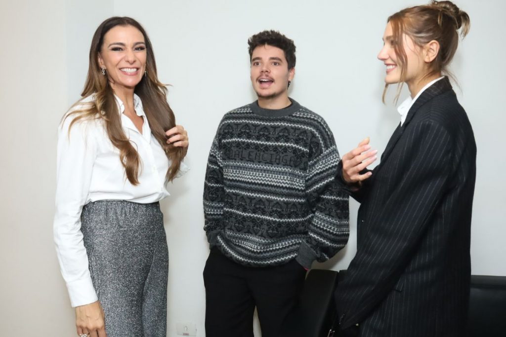 Sasha Meneghel, João Figueiredo e Mônica Martelli