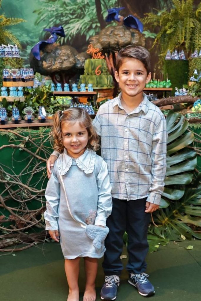 José Filho com a irmã, Angelina