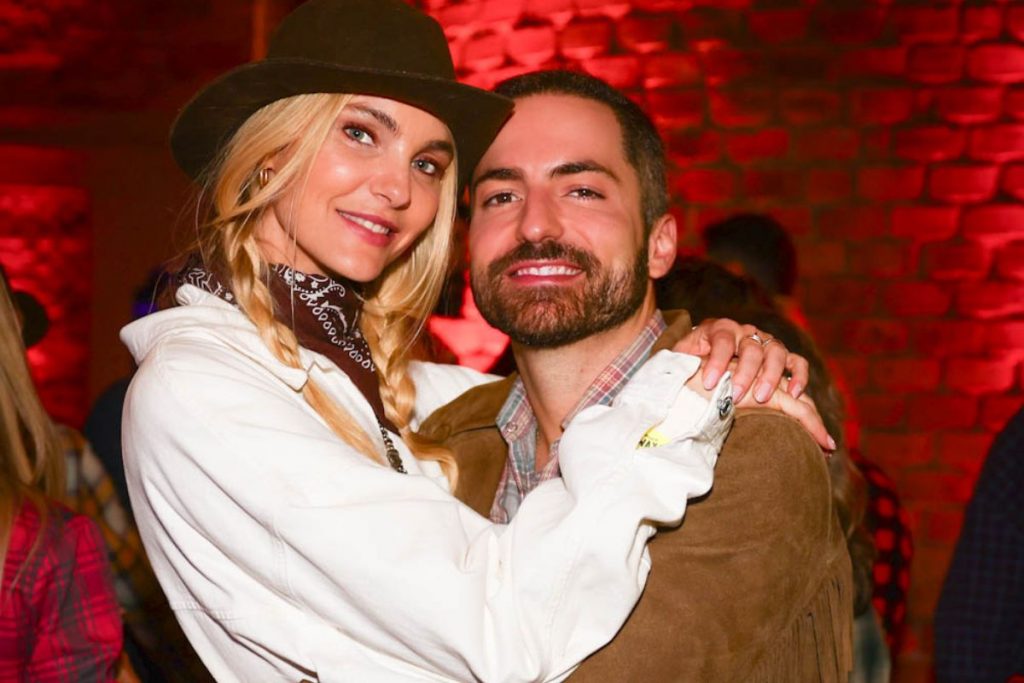 Thales Bretas e Carol Trentini