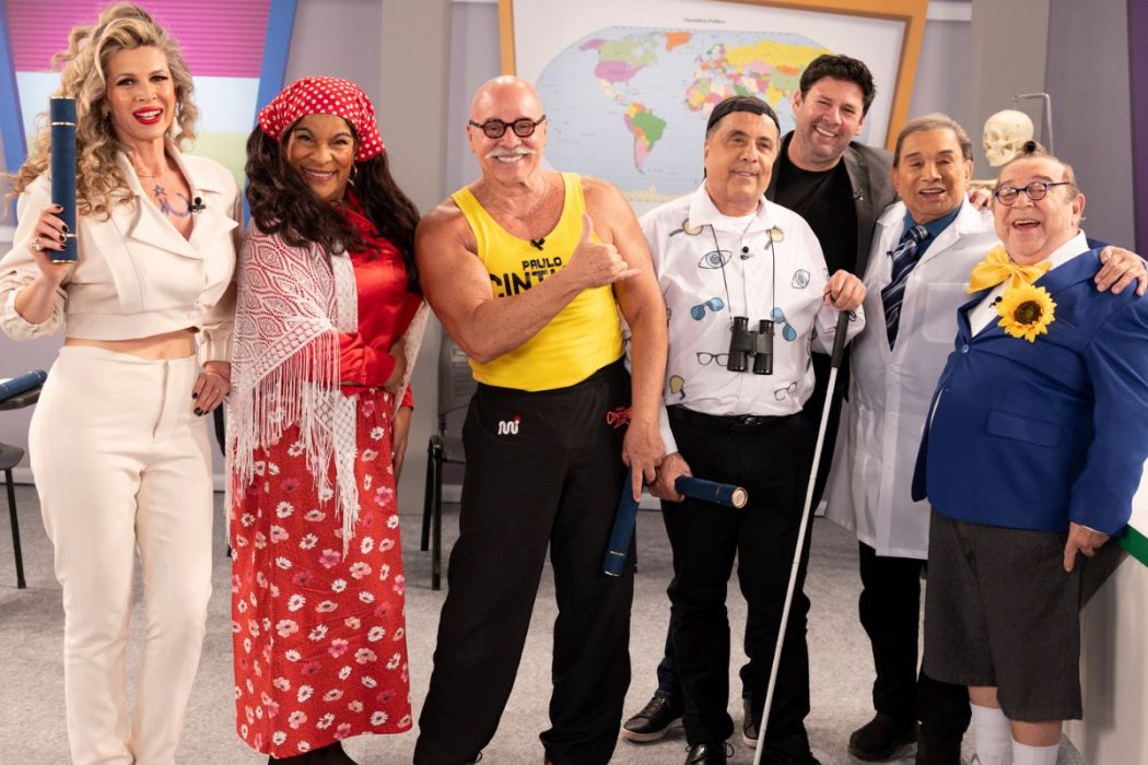 Domingo Espetacular homenageia a Escolinha do Barulho