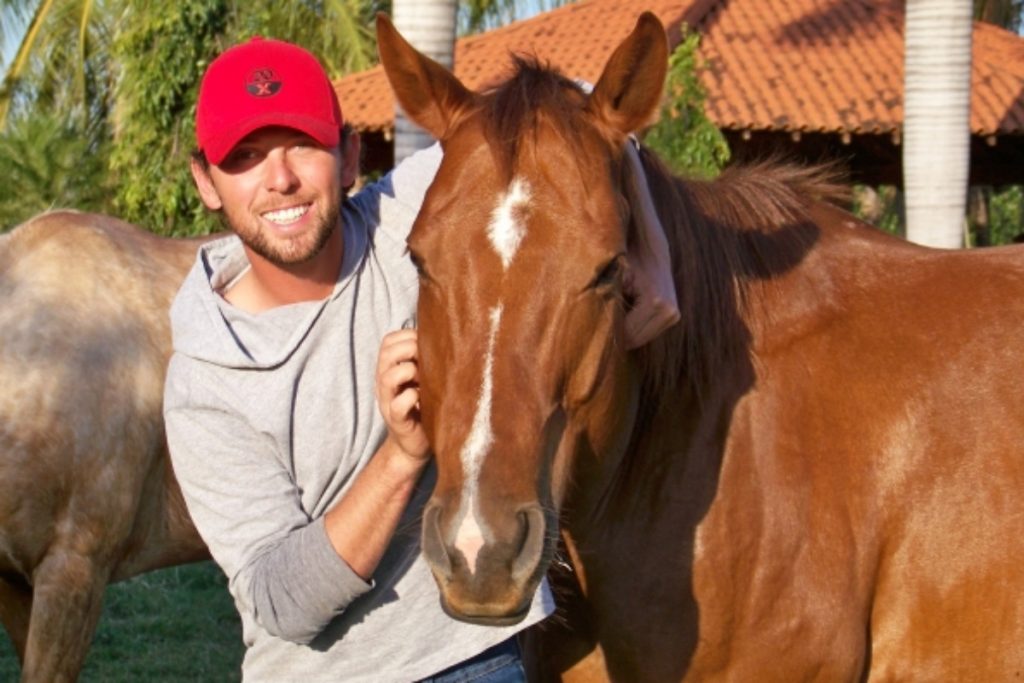 Filipe Masetti e o cavalo