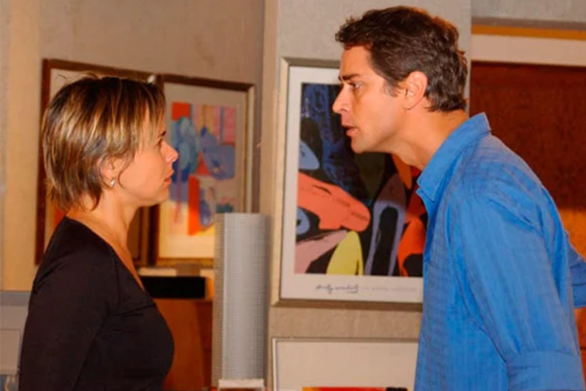 Heloísa (Giulia Gam) e Sérgio (MArcello Antony) discutem em cena de Mulheres Apaixonadas
