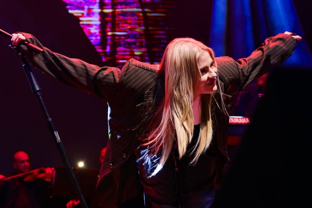 Luisa Sonza no show “Rita Lee por Beto Lee in Concert”