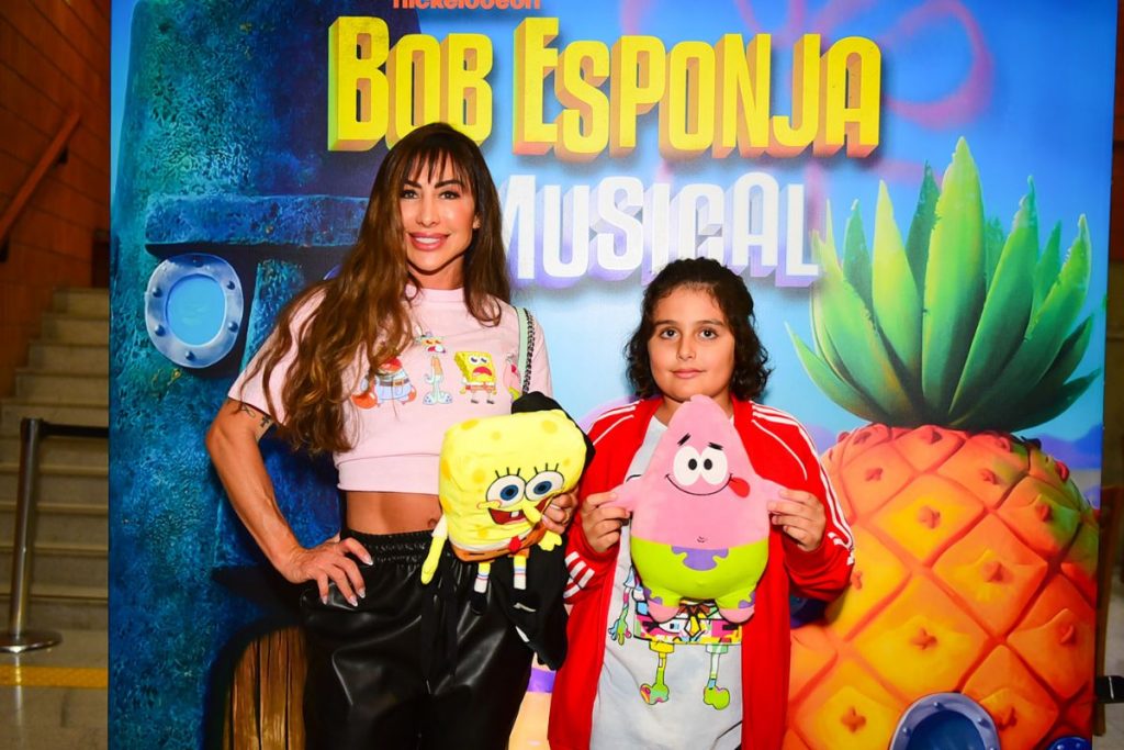 Jaque Khury com o filho