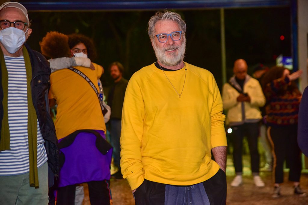 Leopoldo Pacheco posou para fotos no local