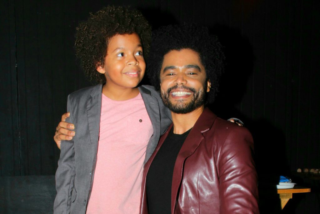 Diogo Almeida posou com Levi Asaf