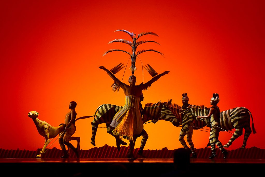 O musical O Rei Leão está em cartaz no Teatro Renault, em São Paulo
