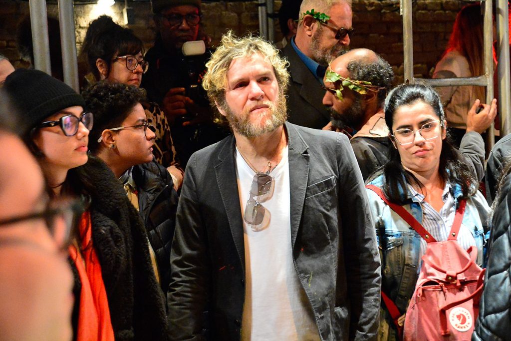 Otto esteve presente no velório