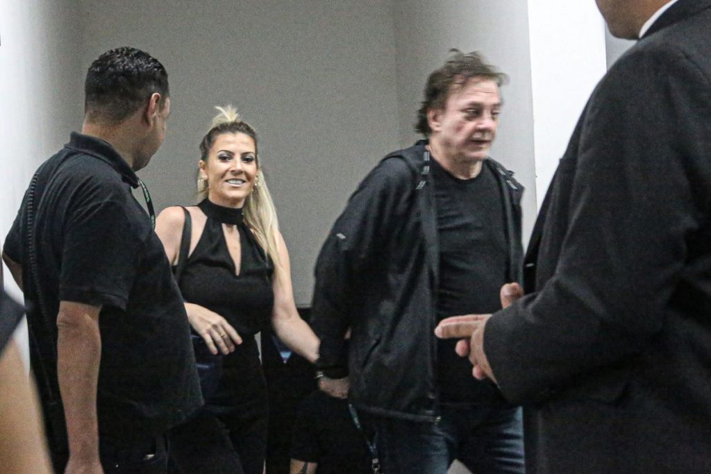 Fábio Jr. e Fernanda Pascucci chegam ao show