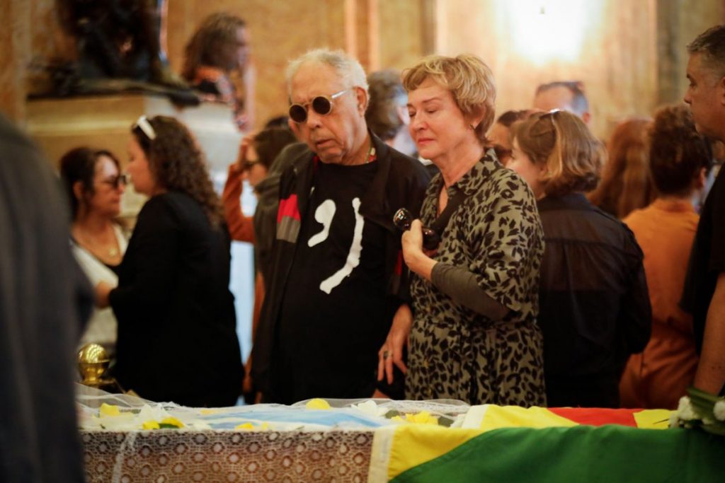 Jards Macalé se despede de João Donato