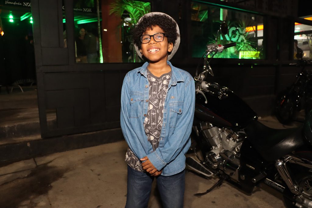 Ygor Marçal posou para os fotógrafos