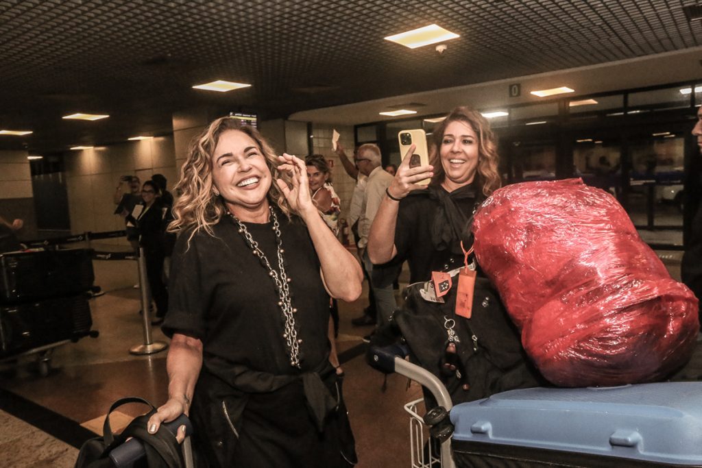 Daniela Mercury esbanjou simpatia