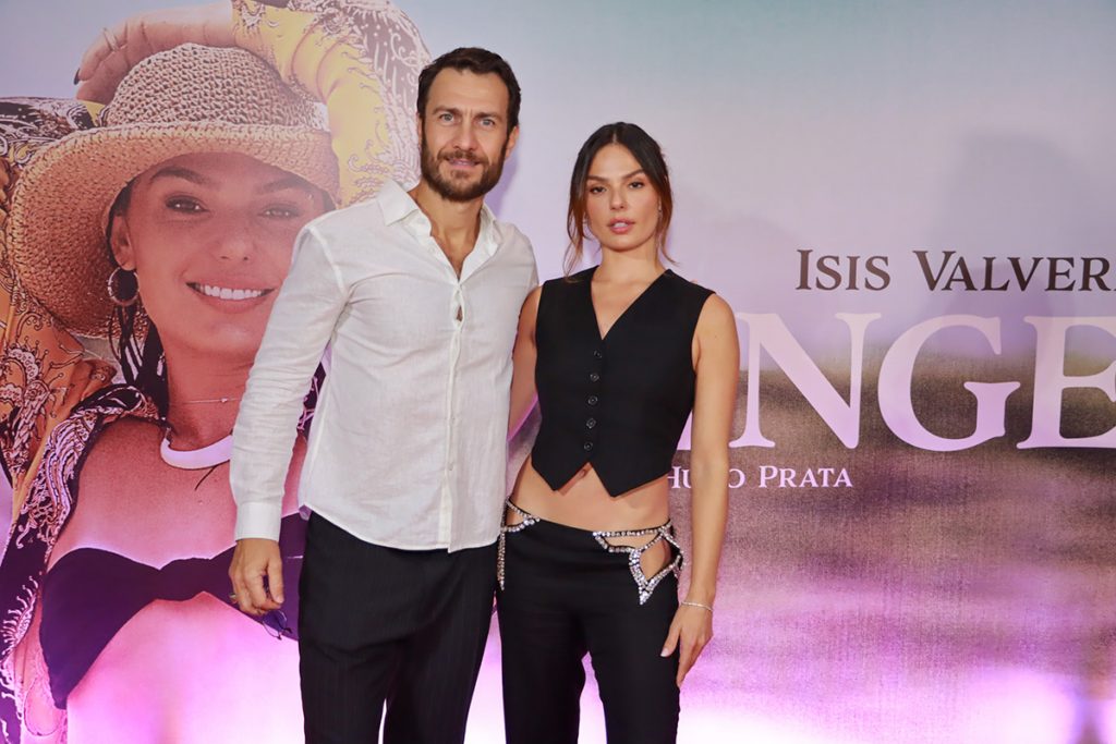 Isis Valverde e Gabriel Braga Nunes posaram juntos