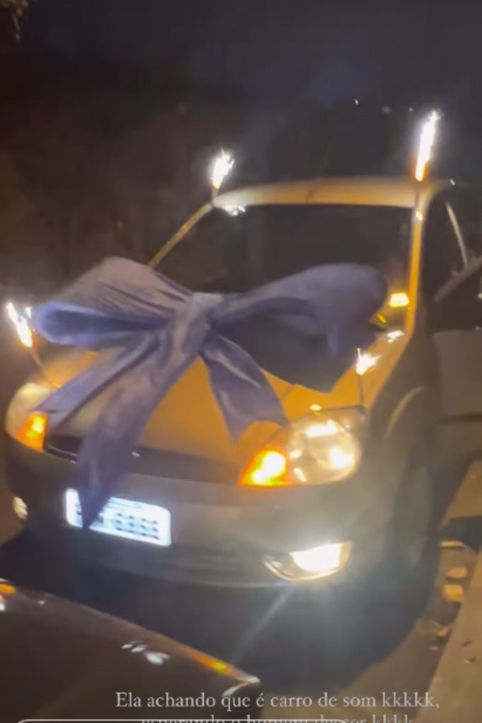 Carro da mãe de Natalia Deodato
