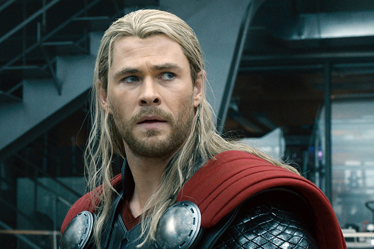 Ator diz que pediu para Chris Hemsworth lhe dar um soco no rosto - OFuxico