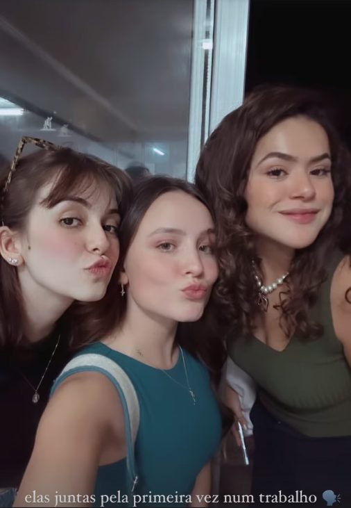 Klara Castanho, Larissa Manoela e Maisa nos bastidores de "De Volta aos Quinze"