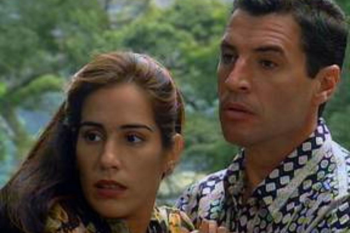 Raquel (Gloria Pires) e Wanderlei (Paulo Betti) em Mulheres de Areia