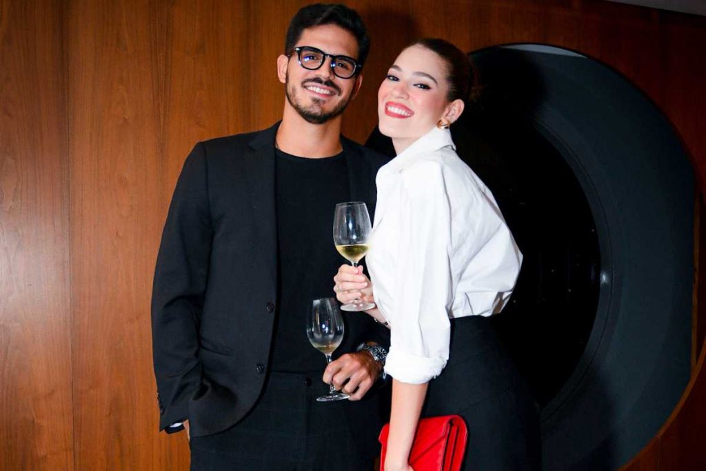 Ana Clara e namorado em jantar superexclusivo da Fórmula 1