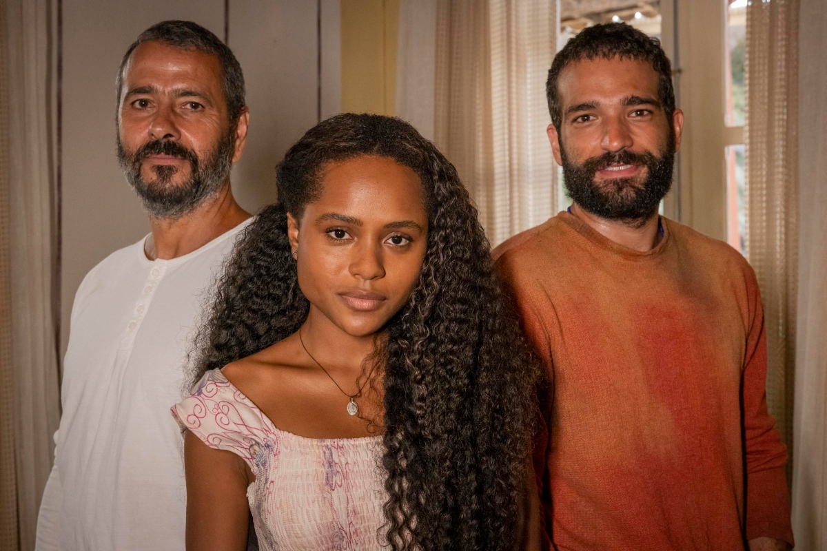 Renascer - José Inocêncio ( Marcos Palmeira ), Maria Santa ( Duda Santos) e José Inocêncio (Humberto Carrão)